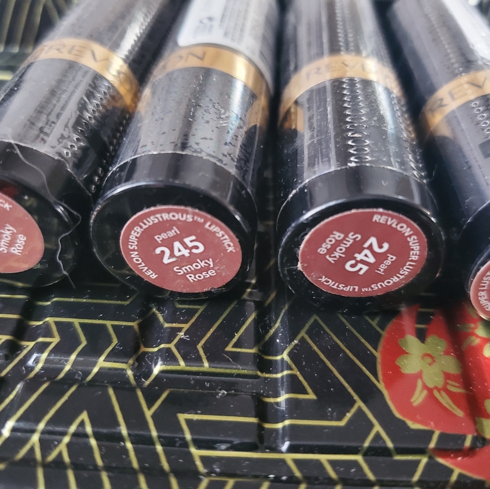 Lot of 4 Revlon Superlustrous lipstick Smoky Rose # 245 pearl